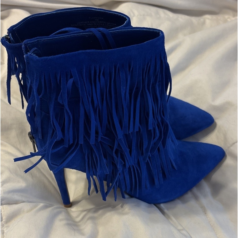 Steve Madden Flappper Electric Blue Fringe Booties Heels 7M Pointed Toe